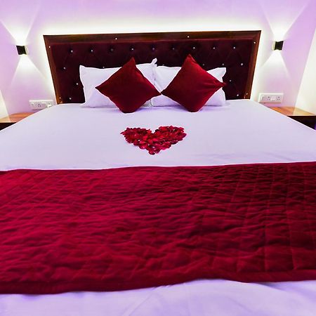 Hotel Rj باتنا المظهر الخارجي الصورة